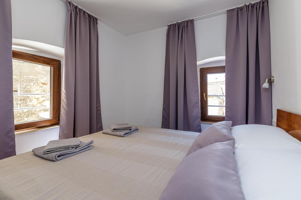 House Aves 2 Daire Kaštelir Dış mekan fotoğraf